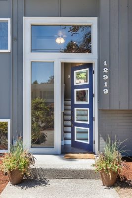 What is so special about the Magnet Screen Door?