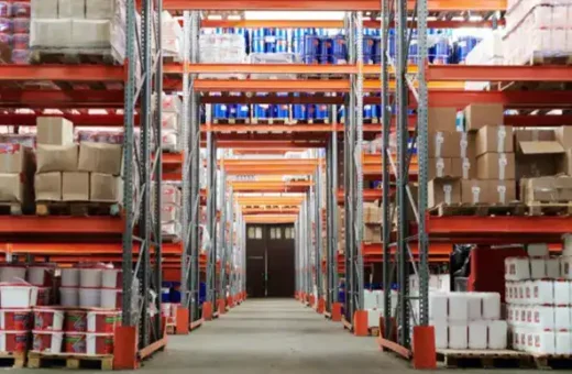 11 benefits of warehousing in logistics