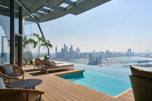 AURA SKYPOOL Dubai, 360° infinity pool Palm Tower skyscraper