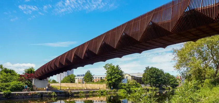Leeds Footbridge: Gagarin Studio / DP Squared