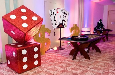 Reasons to hire a casino night party service at home