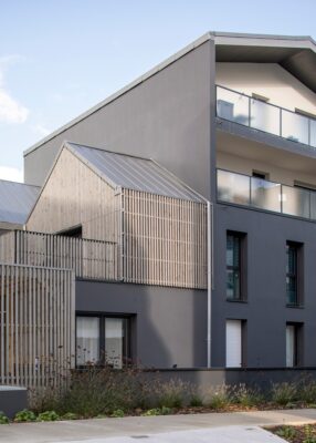 Residential building in Brittany, France, design by ALTA Le Trionnaire - Le Chapelain