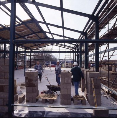 Construction of the Sheep Field Barn, Perry Green