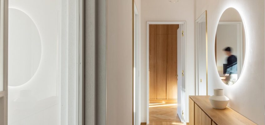 Small Space in a Postwar Building, Bucharest
