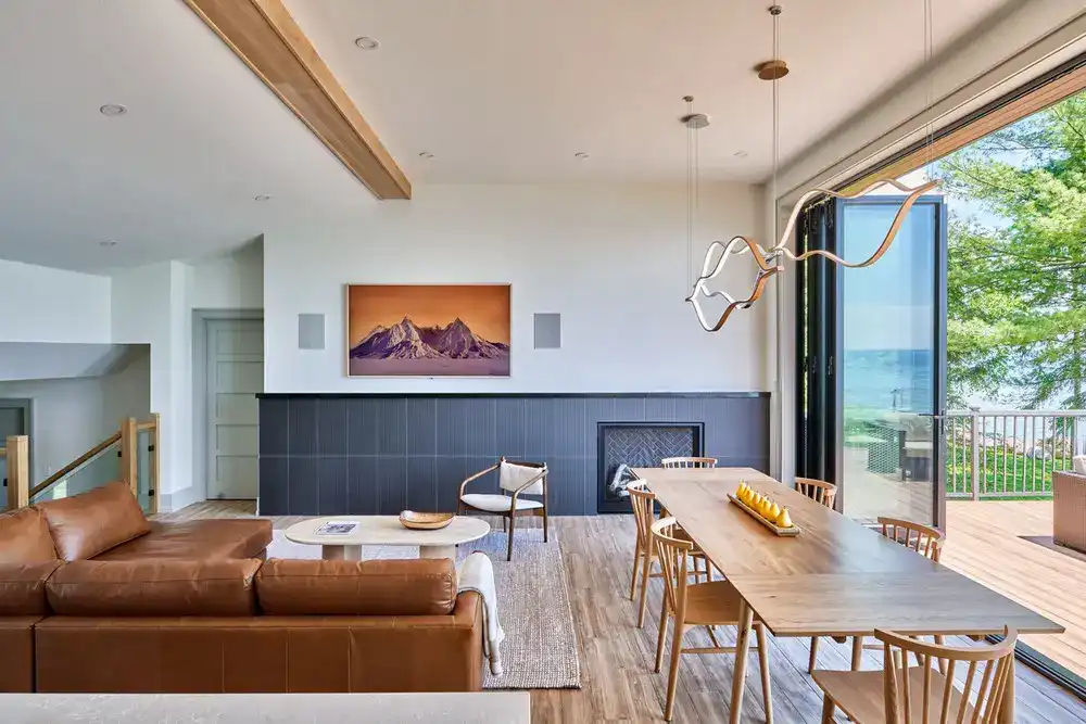 Big Sky Retreat, Lake Simcoe Ontario property