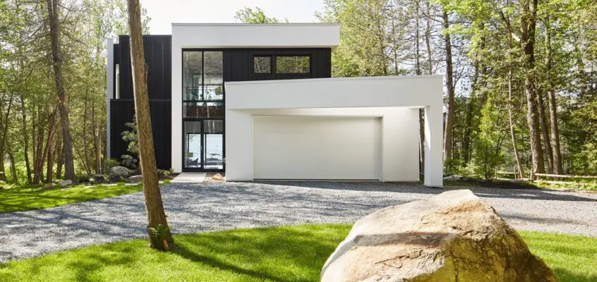 Fluid Connections Residence, Brome Lake