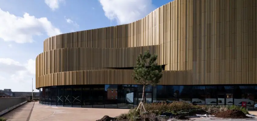 Swansea Arena Building, Wales: Copr Bay