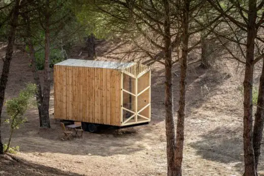 Tiny houses by Madeiguincho in Portugal Guincho design