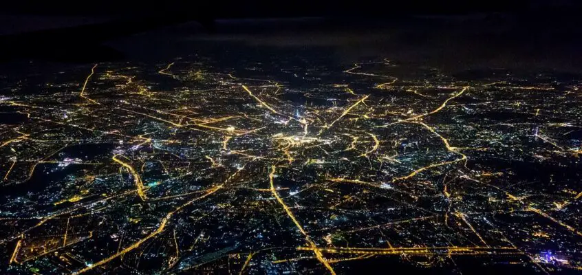 Two New Moscow Metro Stations: Buildings