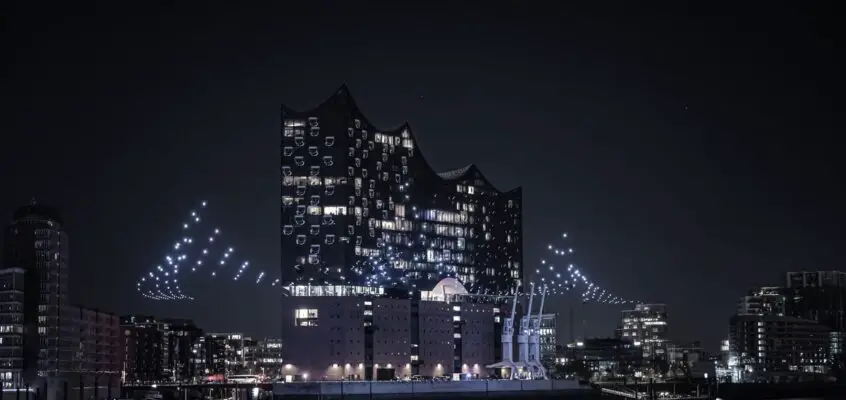 Breaking Waves Elbphilharmonie Hamburg
