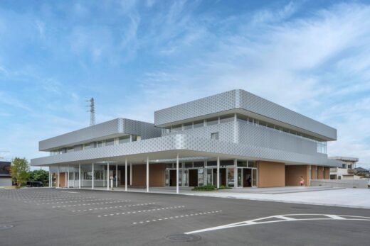 Kozakai Kifukan Community Center, Toyokawa