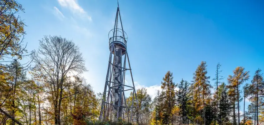 Máminka Tower, Hudlice Central Bohemia