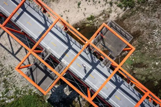 Taylor Yard Bridge over Los Angeles River