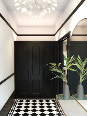 Highgate Townhouse entrance hall