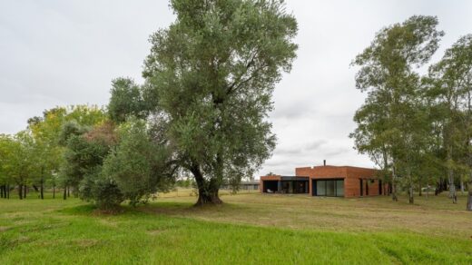 Casa Hache 01 Jesús María Cordoba