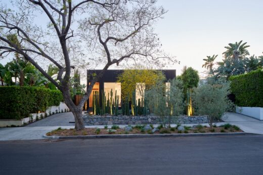 Centered Home, Los Angeles Building