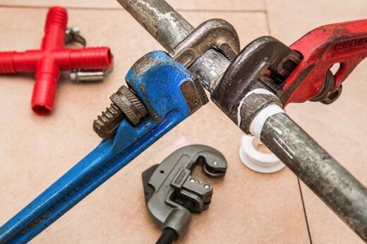 Importance of hiring commercial plumbing services