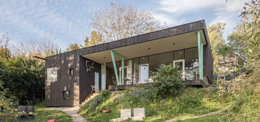 Linalotte House, Linz Property