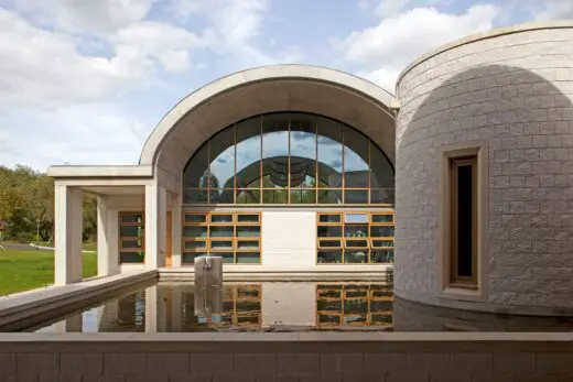 Oak Chapel, Crownhill Crematorium, Milton Keynes