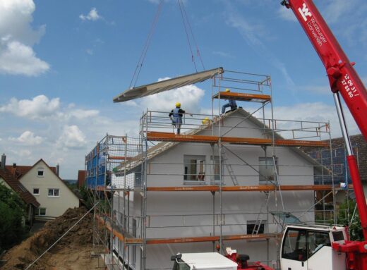 Rental cranes tough job site construciton
