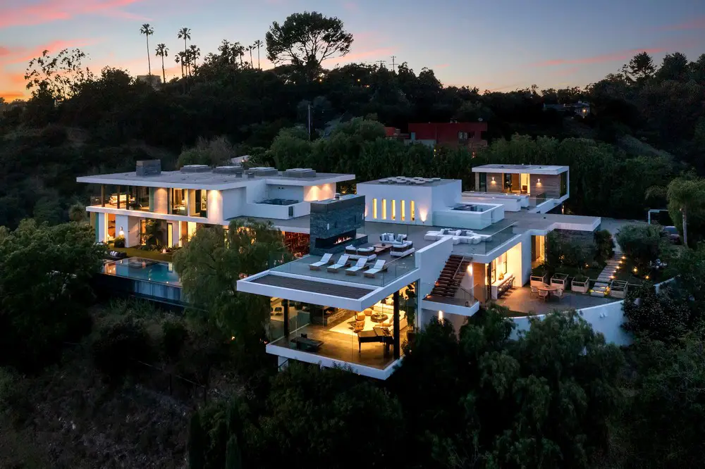 3000 Benedict Canyon Mansion, LA - e-architect