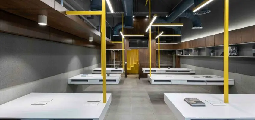 Suspended Office, Maharashtra Mumbai