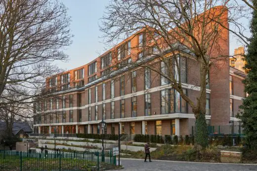 London hospital design by Hopkins Architects