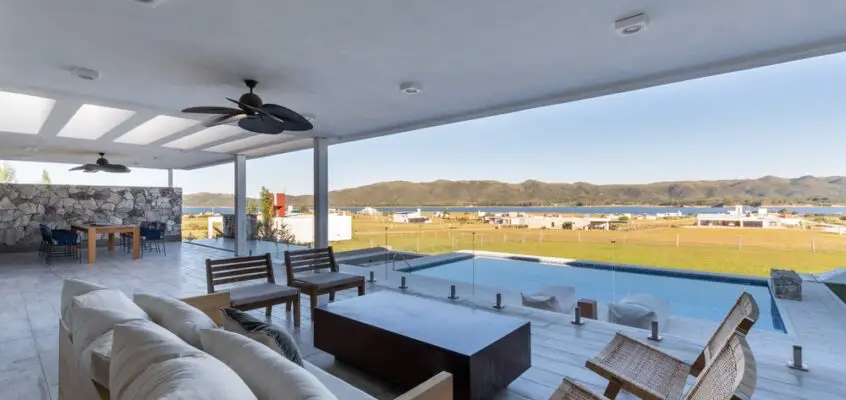 Casa Del Lago, Puerto del Águila Argentina