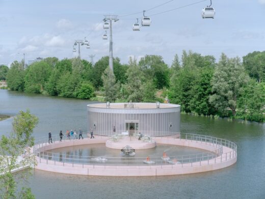 Floating Museum Pavilion Almere NL