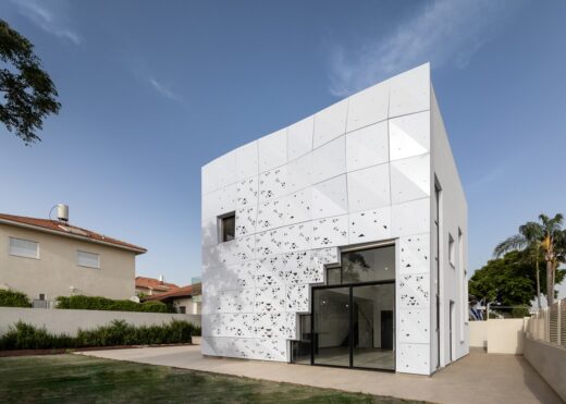 Gan Yavne residence facade