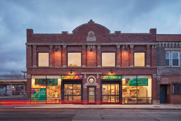 Go Green Community Fresh Market, Englewood earchitect