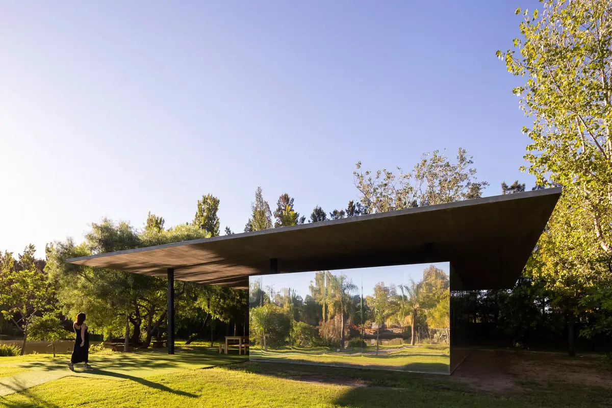 La Nave building in Pérez, Rosario, Santa Fe