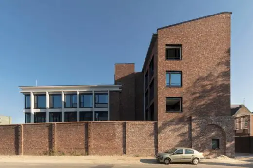 Dutch housing by Martens Willems & Humblé Architecten