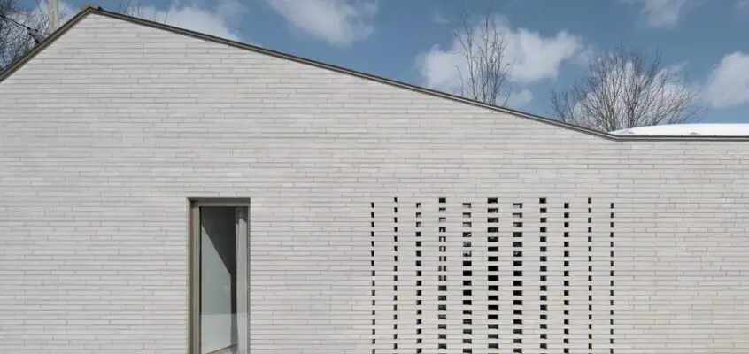 MI-2 Residence, Laval, Quebec