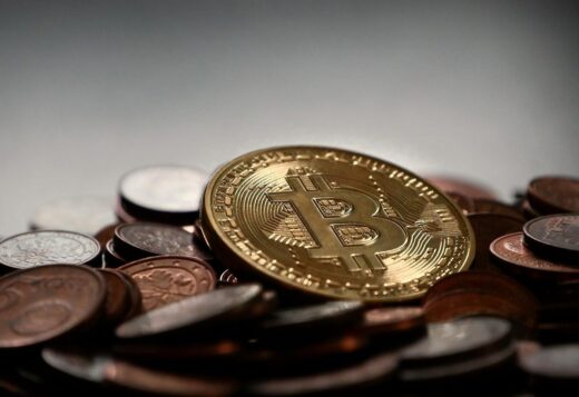 Begin trading bitcoins and gain good profit