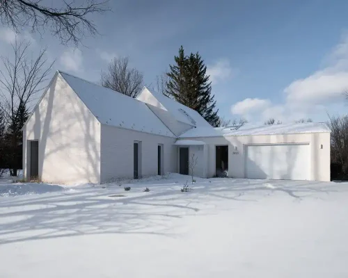 MI-1 Residence, Laval, Quebec property