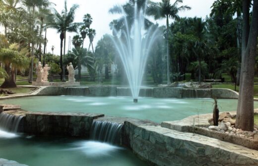 Ornamental fountains plume jet gardens