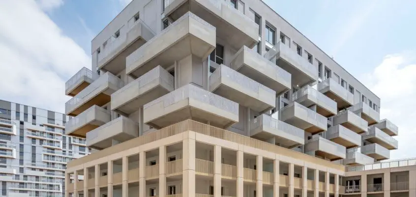 Tri Postal Apartments, Bordeaux, France housing