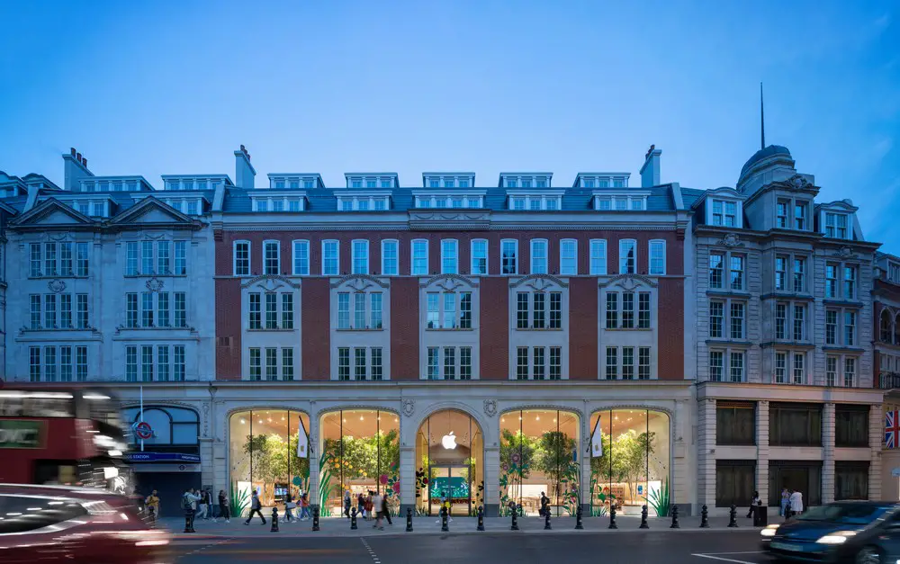 Apple Retail Store - Festival Place  Apple retail store, Apple store,  Mobile shop design