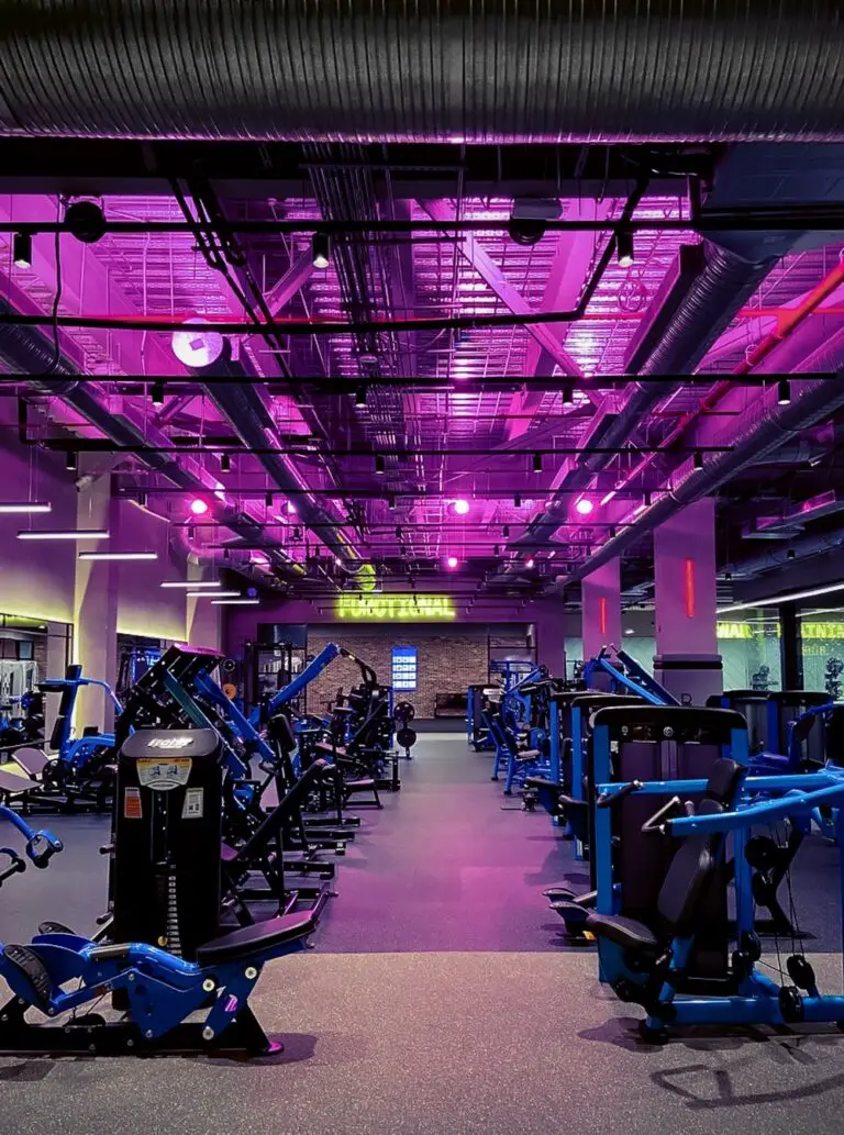B_FIT smart gym, Jeddah Saudi Arabia earchitect
