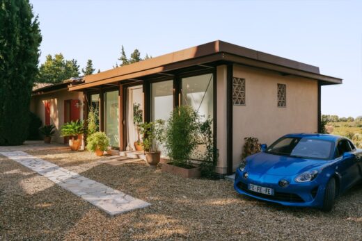 An Extension on a Aix-en-Provence Vineyard