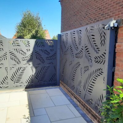 Home fence screening garden - How different weather conditions affect fence screening