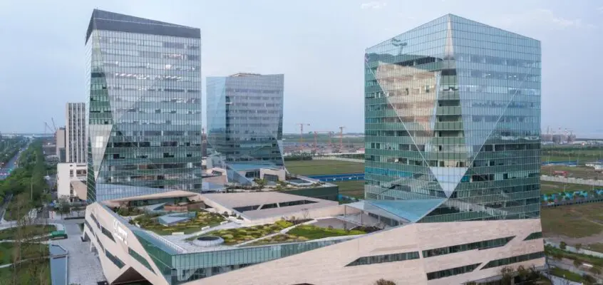 Lingang Science and Technology City Innovation Crystal