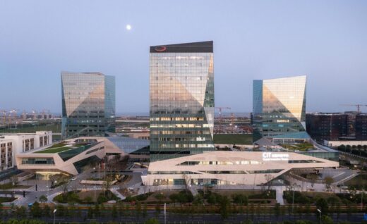 Lingang Science and Technology City Innovation Crystal Project