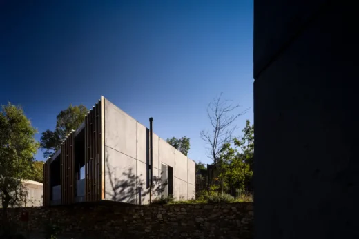 Paradinha Cabins, Arouca Portugal building