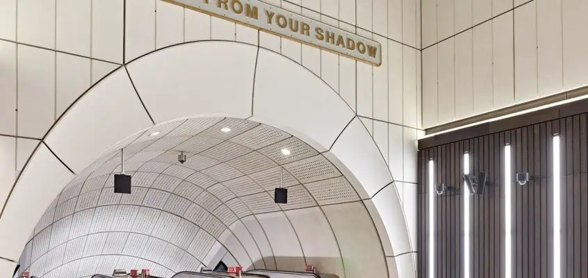 London Underground Stations: Tube Buildings