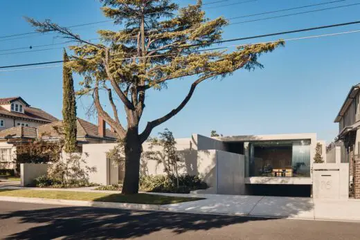 Bournian Court Yard Residence Strathmore Melbourne