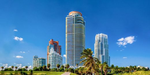 The Continuum Miami Beach building