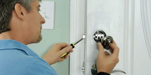 House locksmith: home lock and key experts