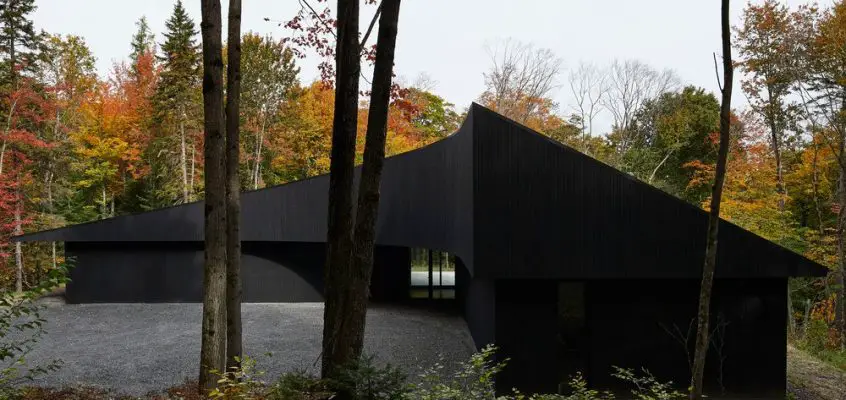 MEV, Laurentides, Quebec Home